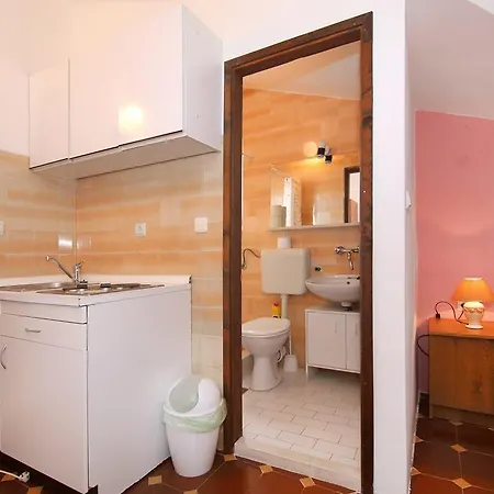 Apartment In 7343